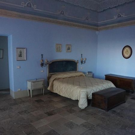 Palazzo De Fabritiis Bed & Breakfast Rosciano  Bagian luar foto