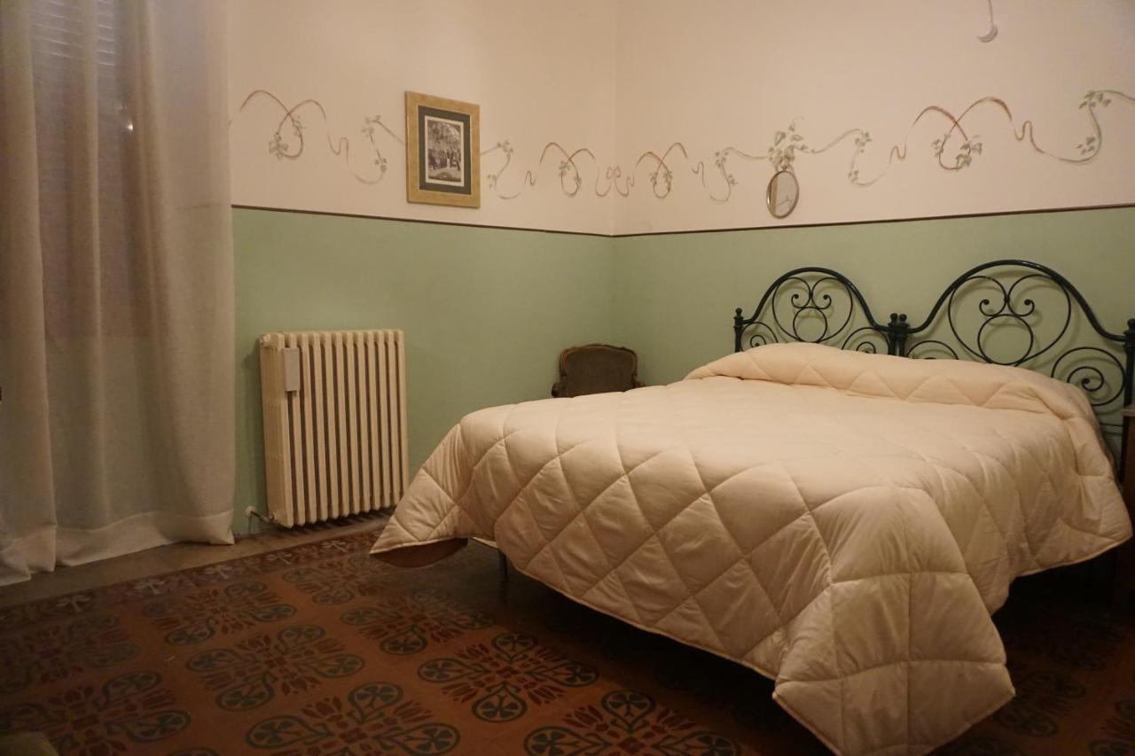 Palazzo De Fabritiis Bed & Breakfast Rosciano  Bagian luar foto