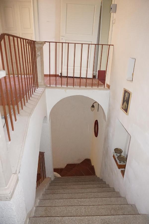 Palazzo De Fabritiis Bed & Breakfast Rosciano  Bagian luar foto