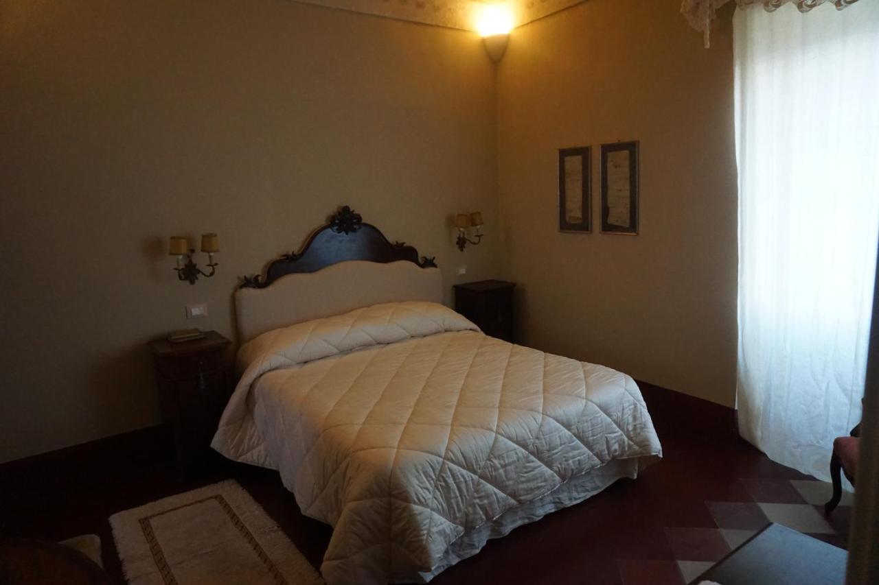 Palazzo De Fabritiis Bed & Breakfast Rosciano  Bagian luar foto