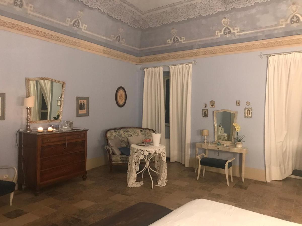 Palazzo De Fabritiis Bed & Breakfast Rosciano  Bagian luar foto
